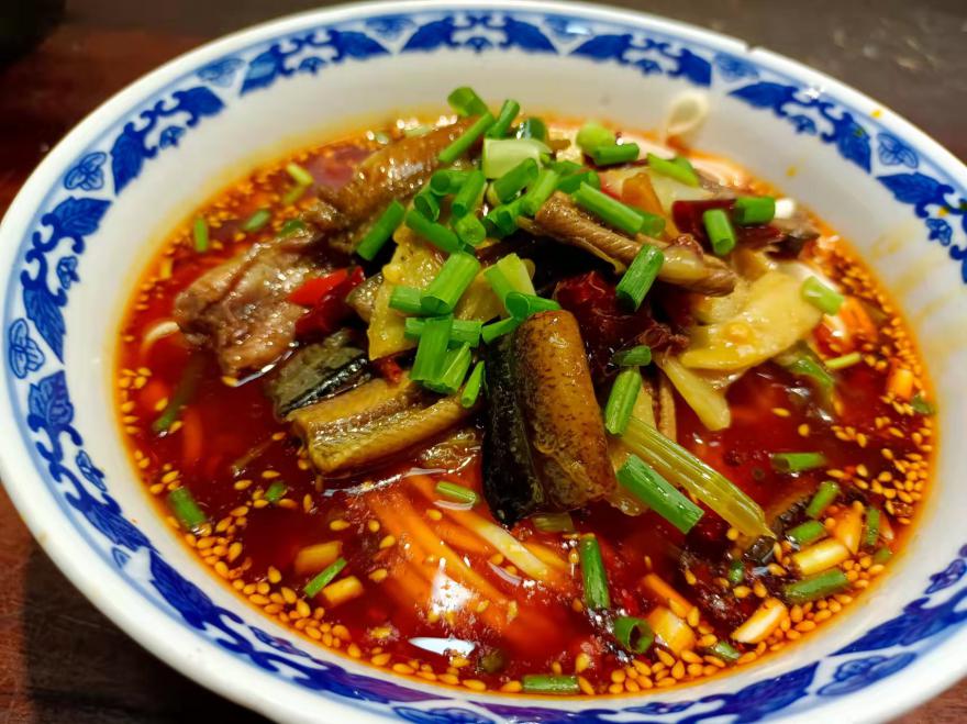 培訓美食小吃學校有哪些？成都美食小吃培訓學校班